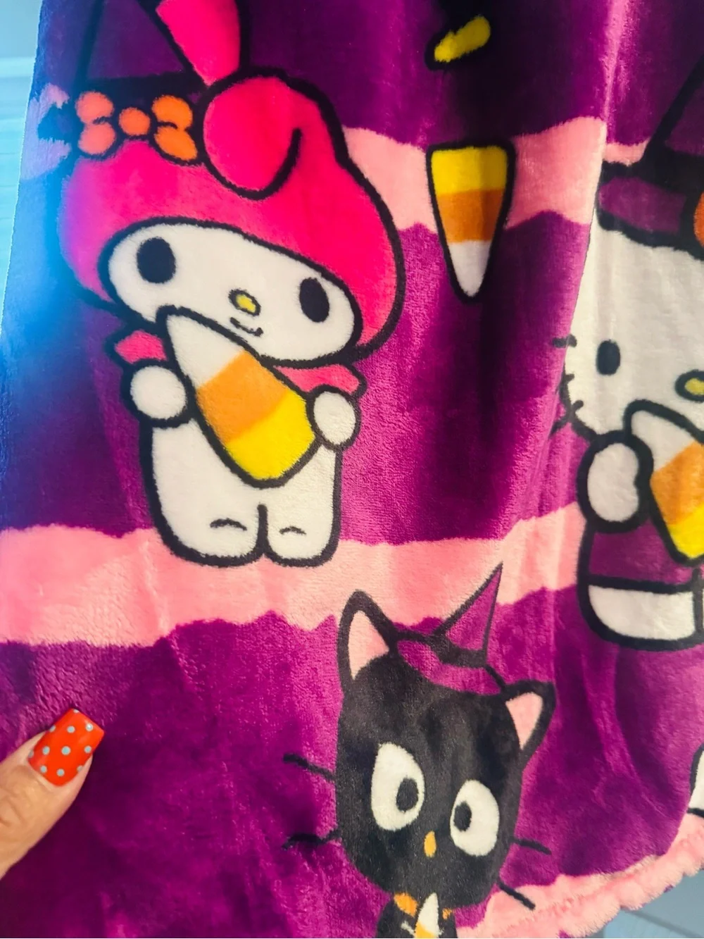 Hello Kitty and Friends halloween-themed viral fleece throw blanket bnwt